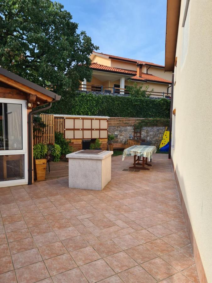 Hisa Idej Apartment Sežana Exterior foto