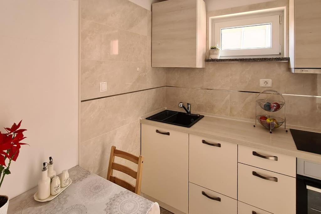 Hisa Idej Apartment Sežana Exterior foto